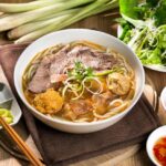 Bún bò bao nhiêu calo? Ăn nhiều bún bò có béo không? Cách ăn bún bò không lo tăng cân